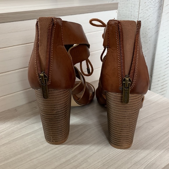 Indigo rd. Brown leather open toed heels size 7.5 - Picture 3 of 6
